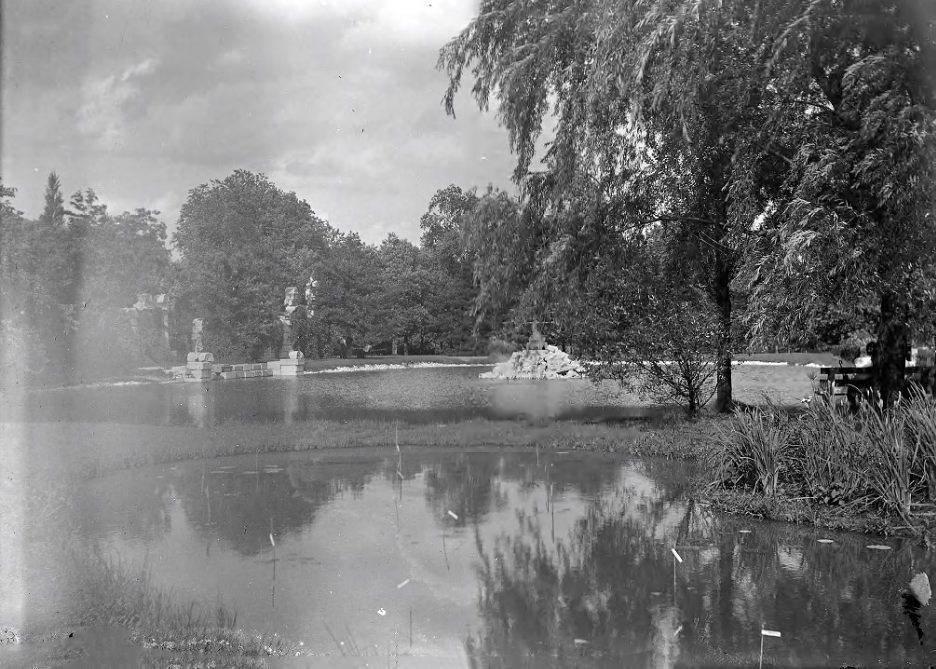#199 Te Tower Grove Park Ruins, 1903