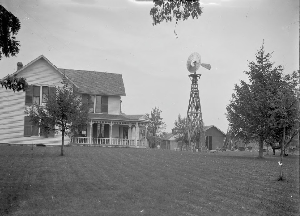 #222 A Farmhouse in Saint Louis, 1902