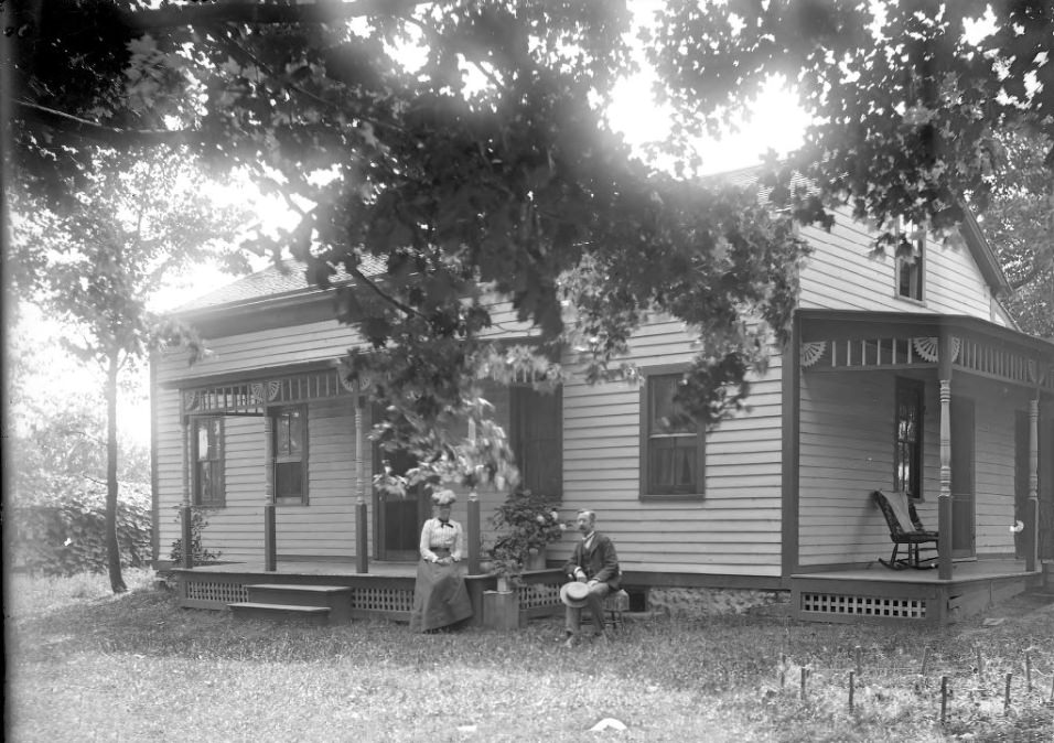 #225 Saint Louis Farmhouse, 1901