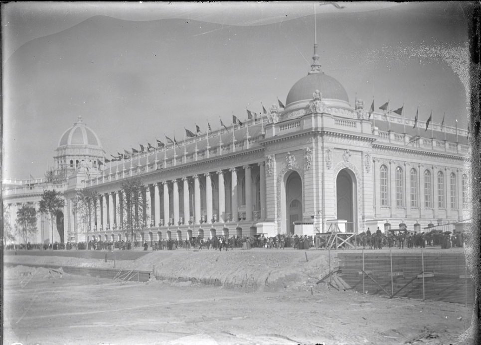 #242 A World’s Fair Building with a Crowd, 1902
