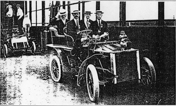 #251 Following the Marathon Race, 1907