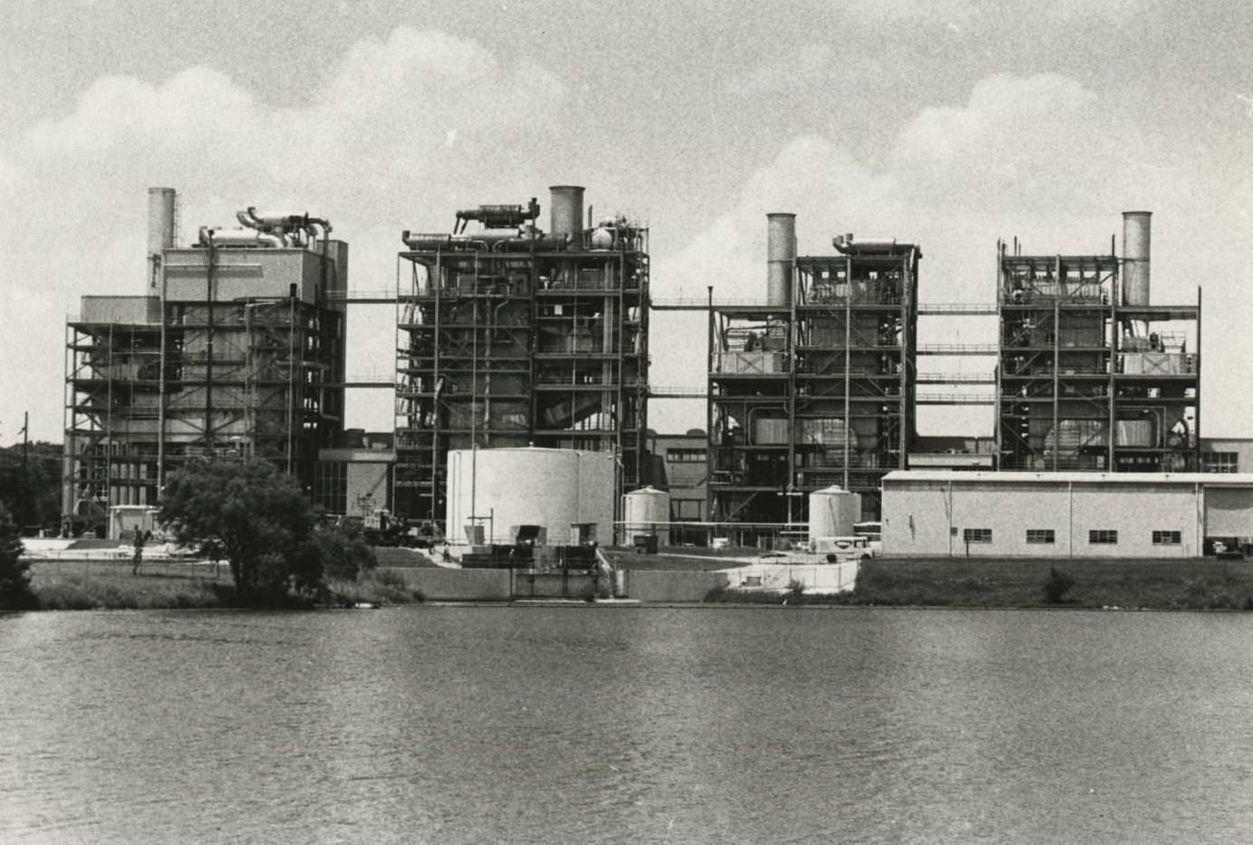 #31 Holly Street Power Plant, 1970