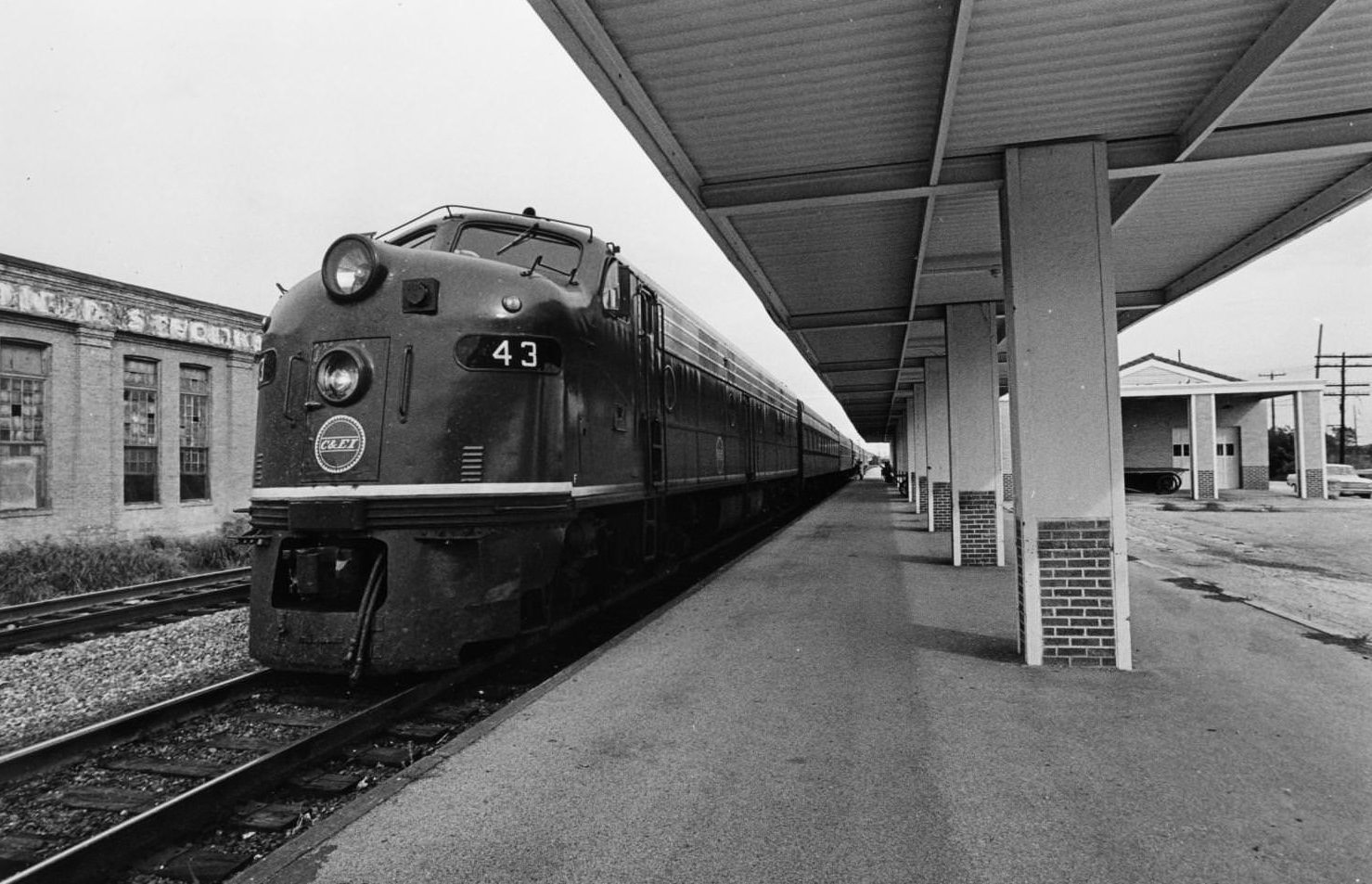 #48 Last Eagle passenger train through Austin, 1970