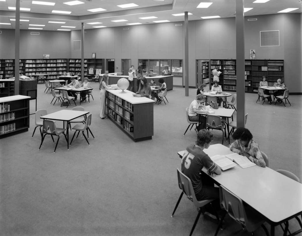 #57 Library Study and Periodicals Section, 1975