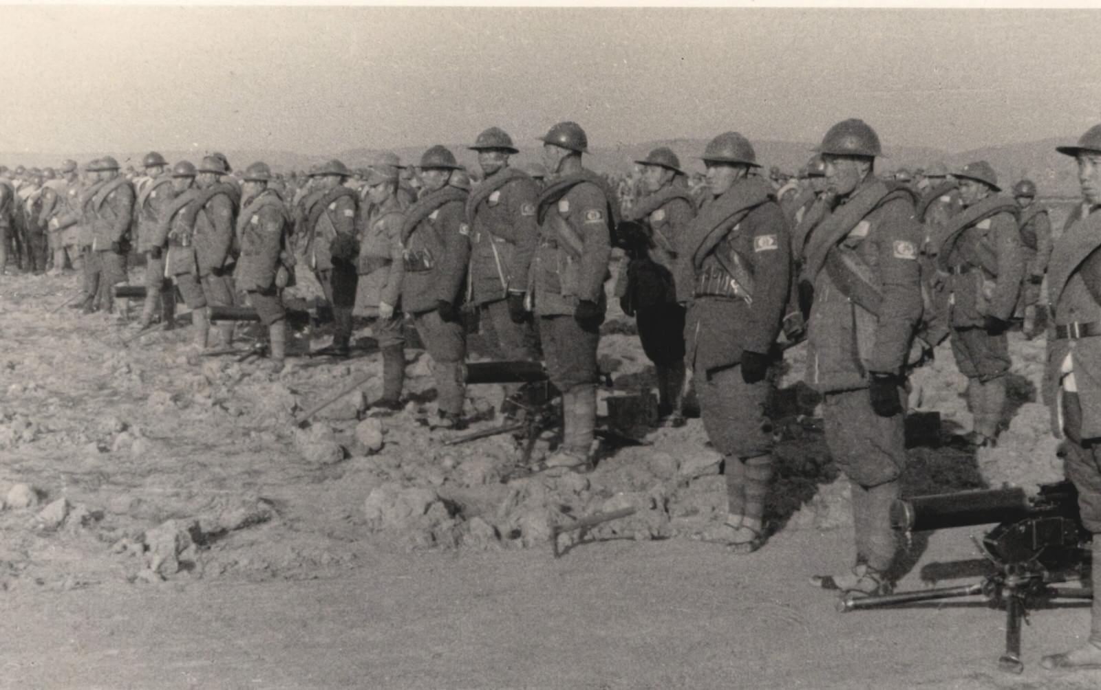 #84 Soldiers of the 173rd Division drawn up for the high military Inspectors from the Central Military Council in preparation for the Chinese winter offensive, 1939-40.