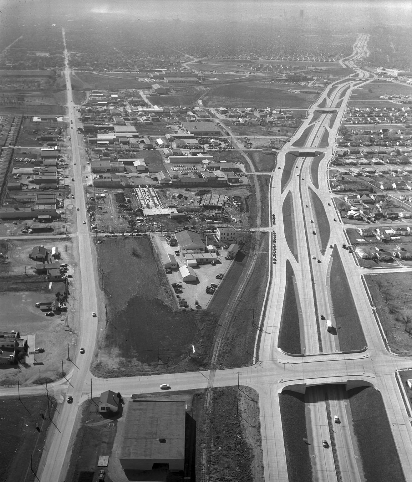 #16 Central and Lover’s Lane, Dallas, Texas, 1953