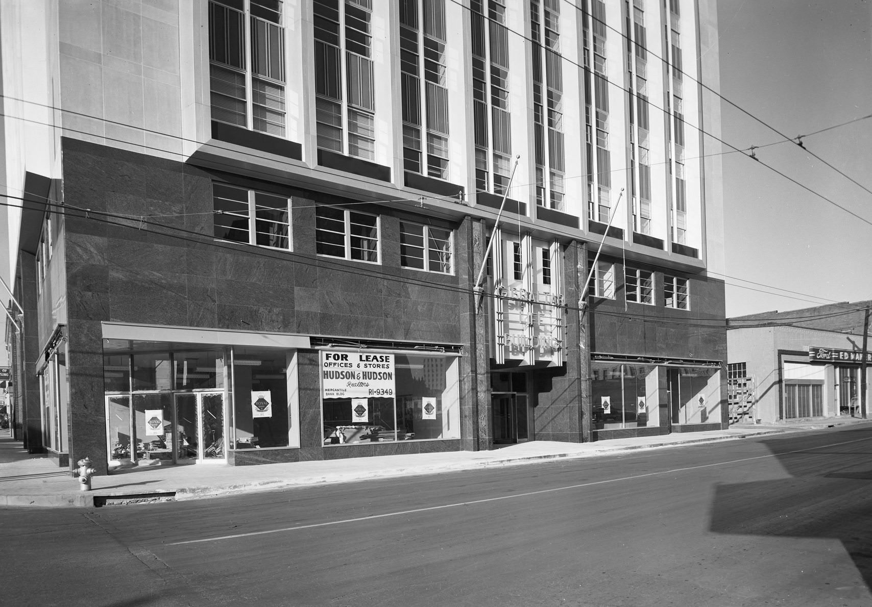 #130 Gibralter Life building ground floor, downtown Dallas, Texas, 1953
