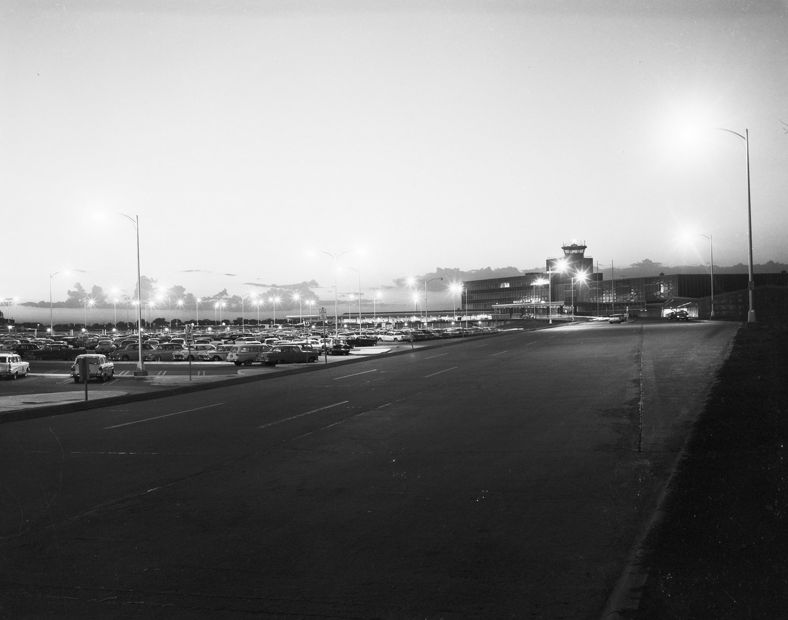 #196 Dallas Love Field at night, 1950