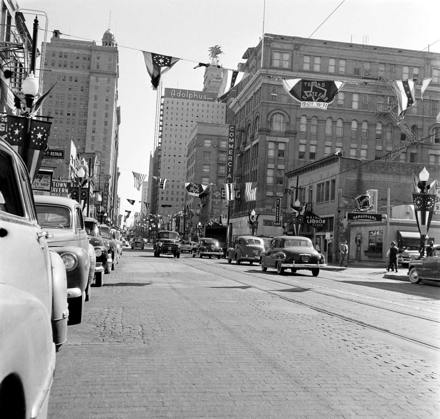 #247 Street scene in Dallas in 1950s