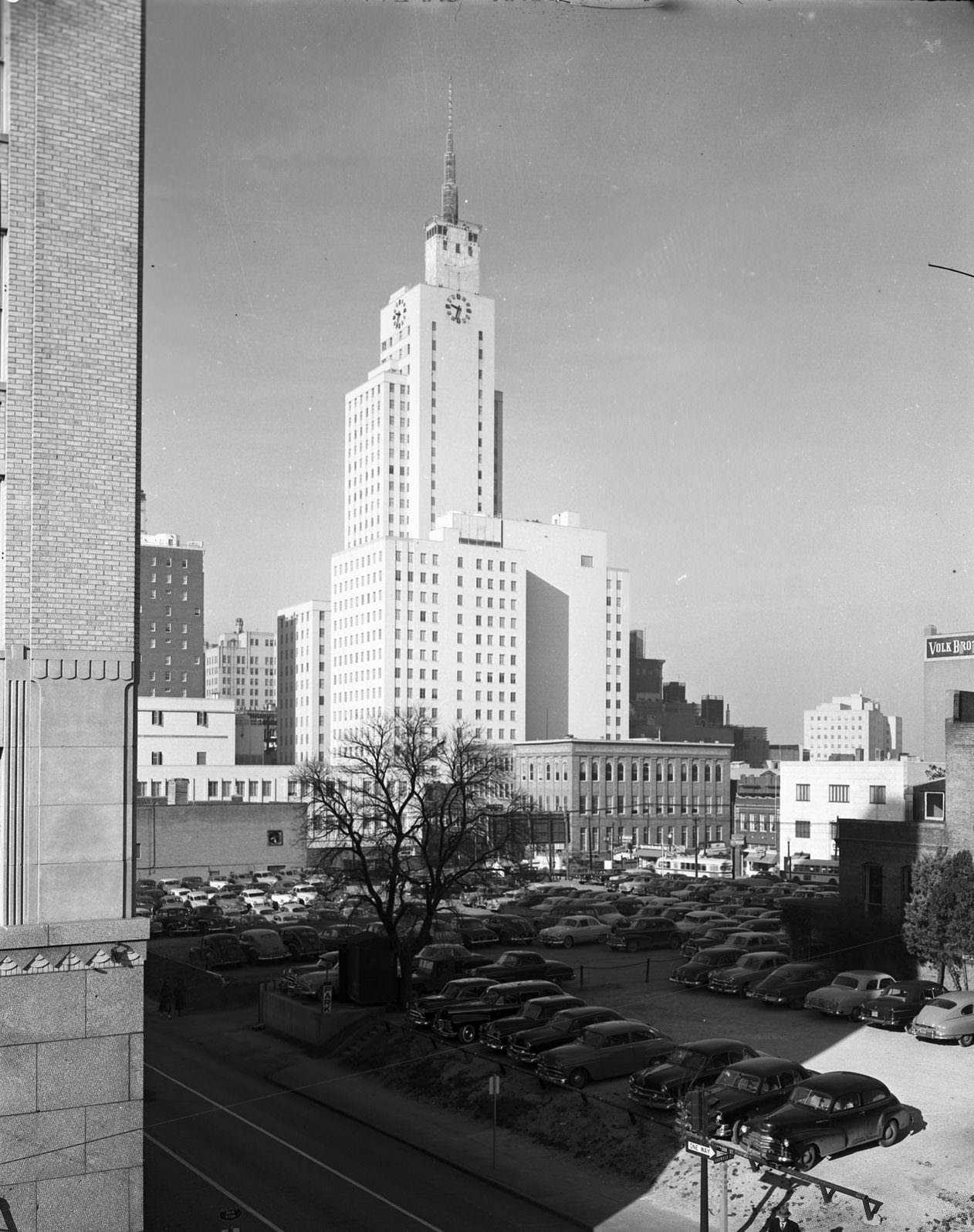 #43 Mercantile National Bank building, downtown Dallas, Texas, 1951