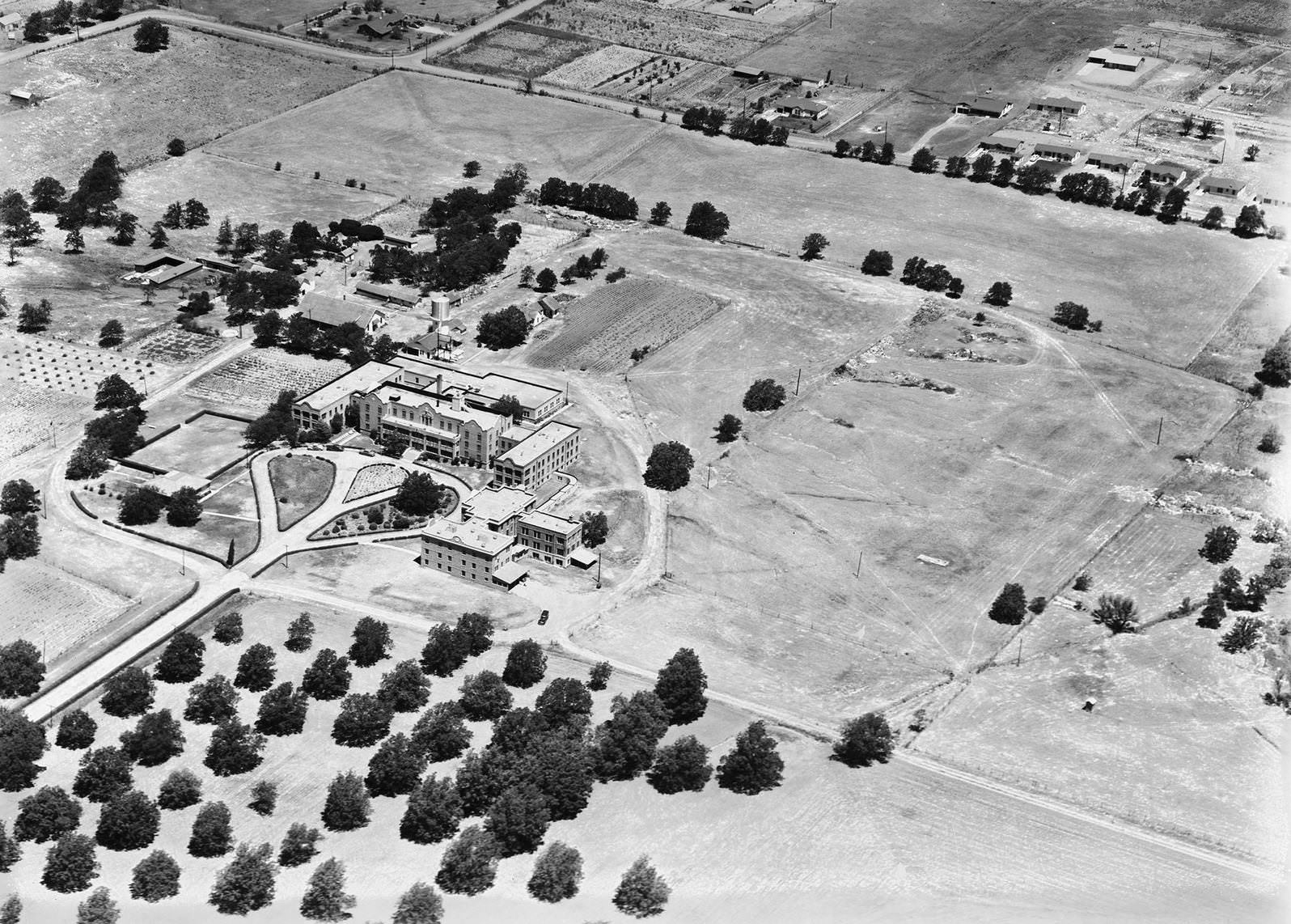 #82 Buckner Orphan’s Home, Dallas, Texas, 1952