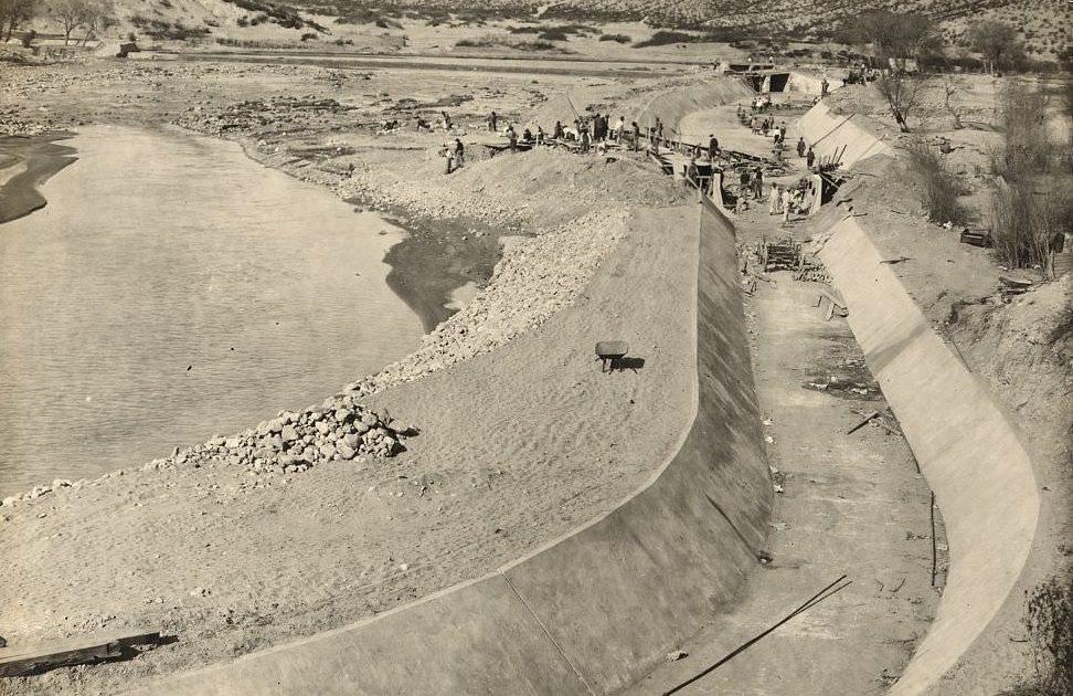 #69 Franklin Canal, El Paso: Completing reconstruction of settling basin and concrete lining, 1907