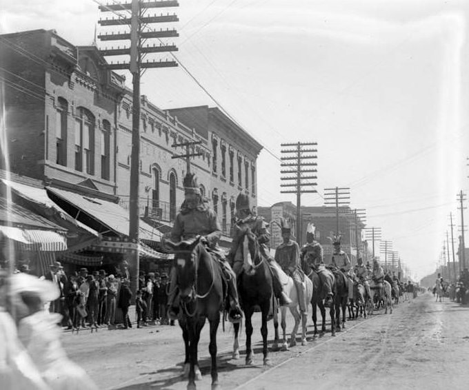 #48 Mounted horsemen on parade, 1907