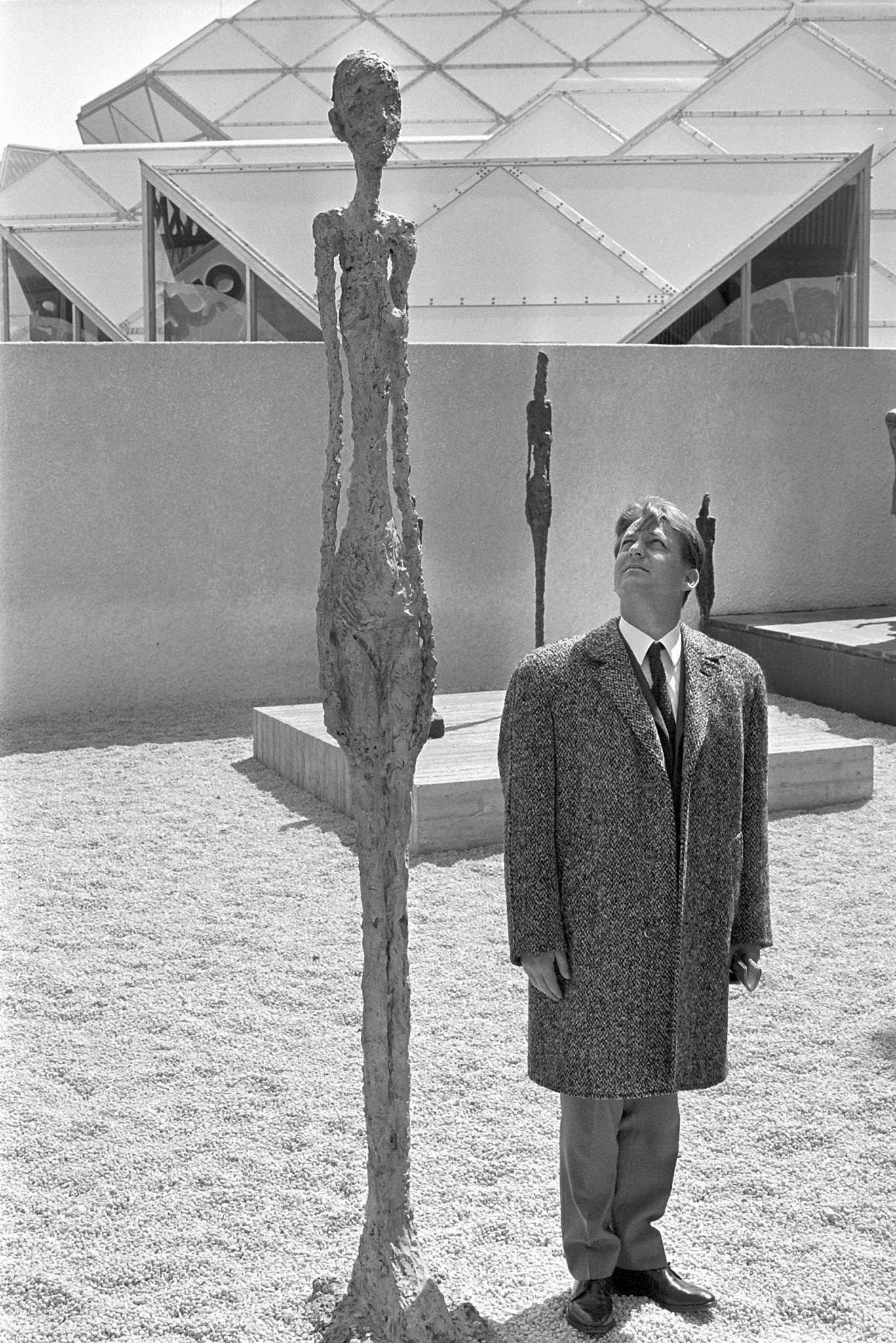 #2 Man beside sculpture of Giacometti, Expo 1967