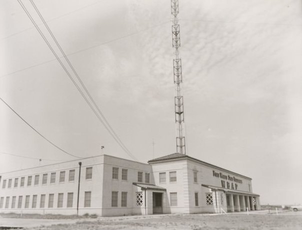 #157 Side of Fort Worth Star-Telegram building, 1961