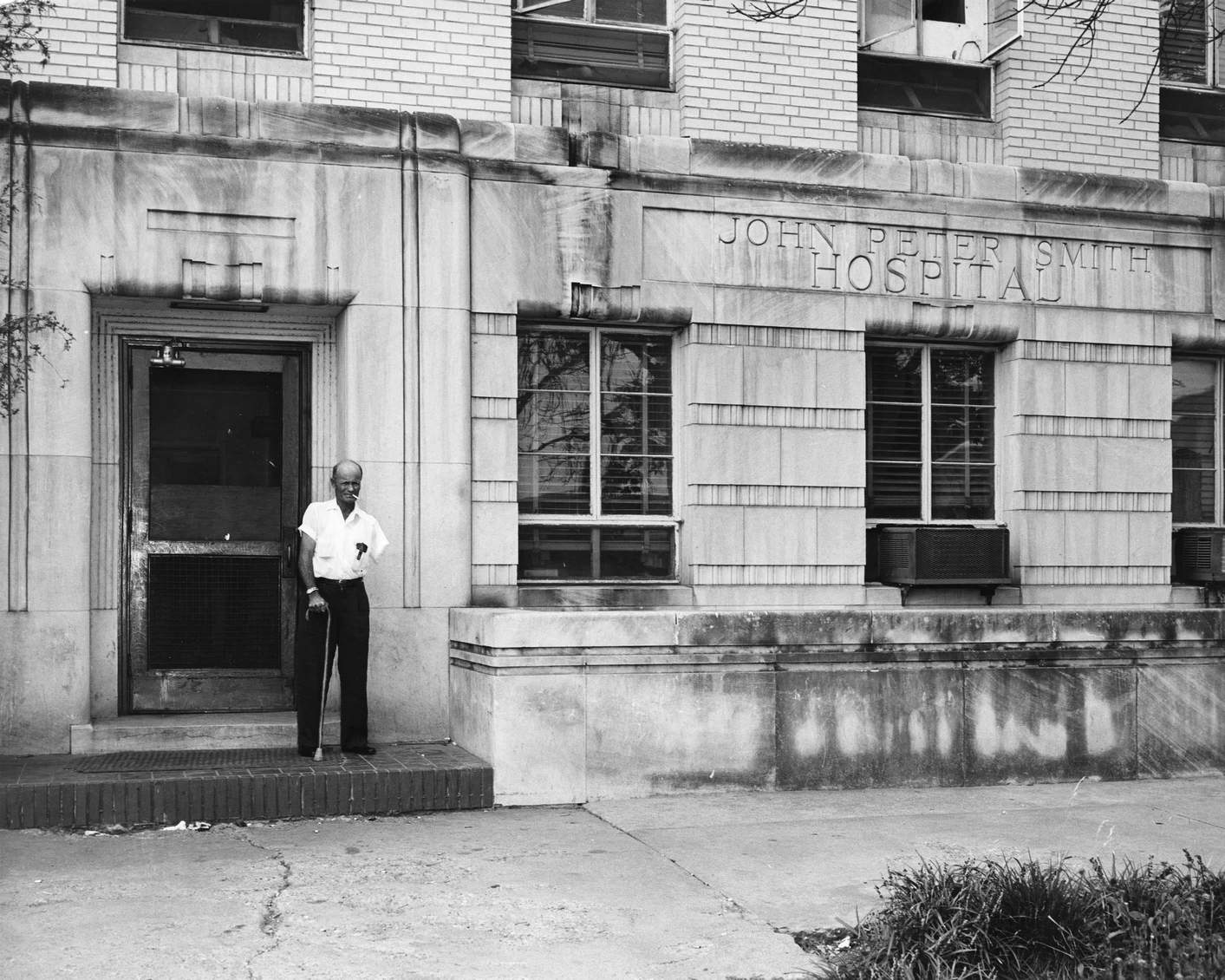 #40 John Peter Smith Hospital building, 1961