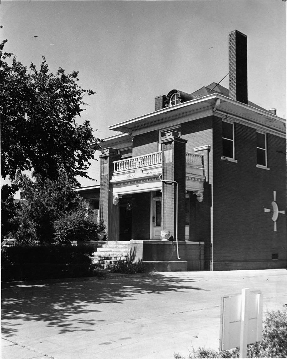 #61 J. M. Ware home will be demolished soon, 1965