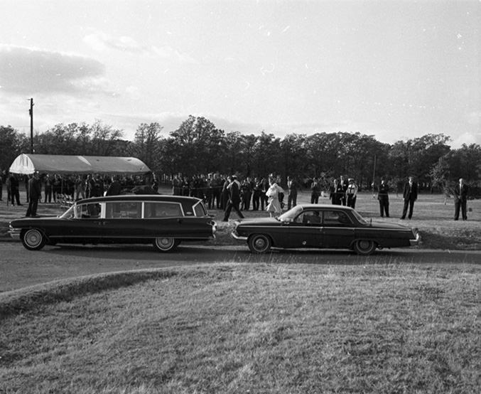#159 Lee Harvey Oswald’s funeral, Fort Worth’s Rose Hill Cemetery, 1963
