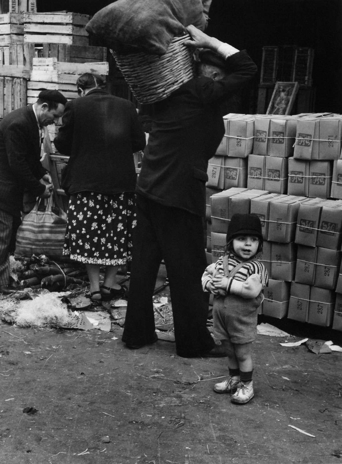 #13 Les Halles, 1953