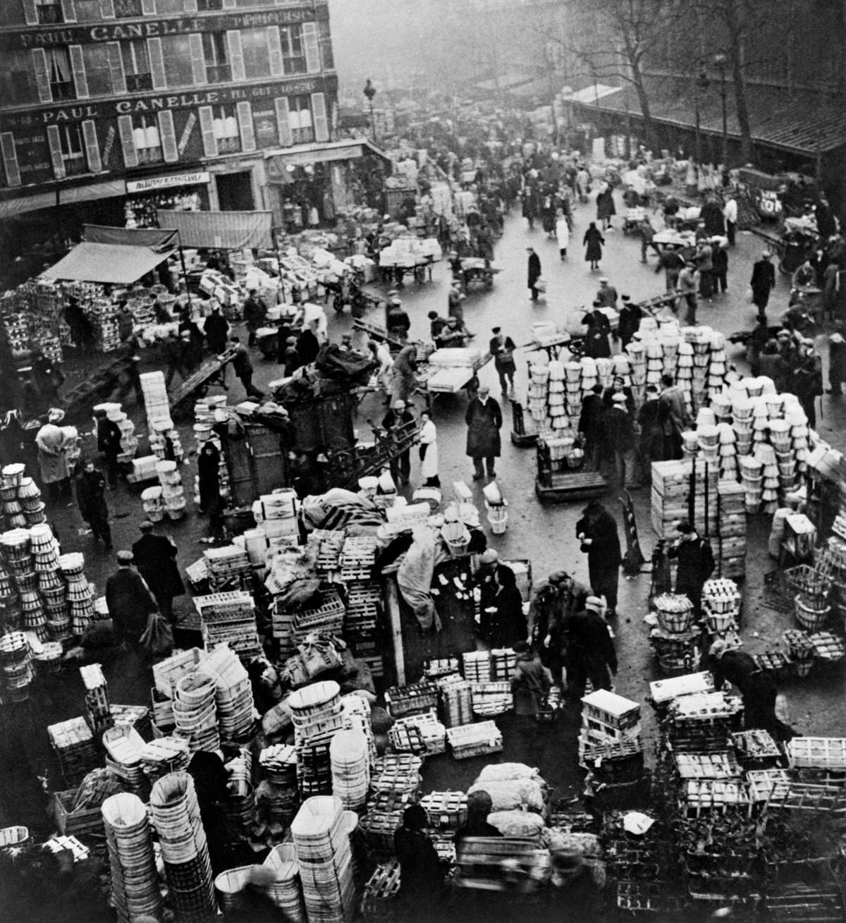 #20 Les Halles district. 1950s