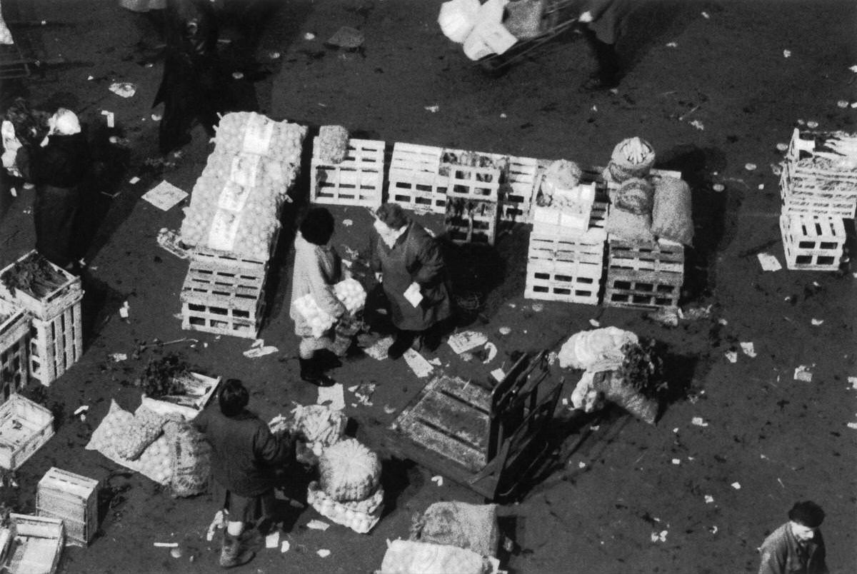 #122 The Halles, 1947