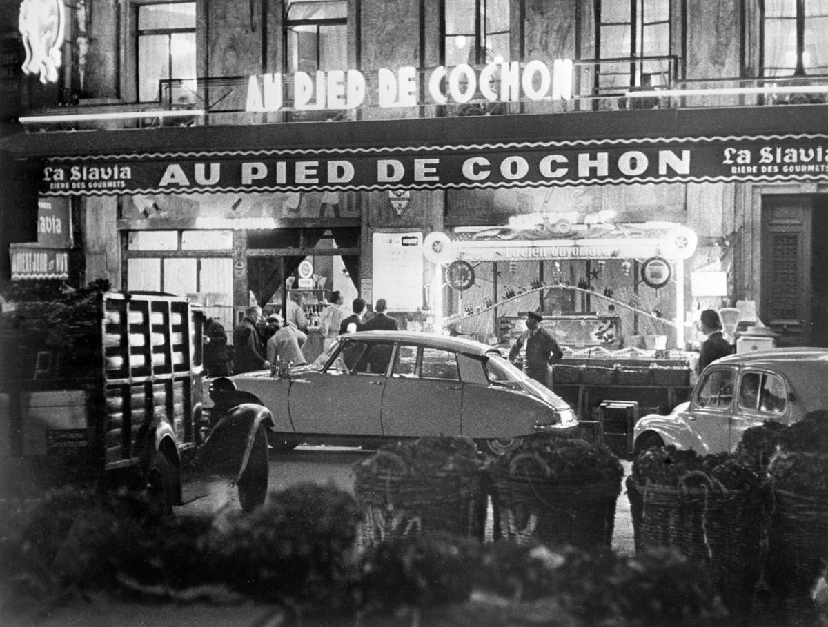 #5 Les Halles in Paris – Restaurant “Au Pid de Cochon”, 1960s