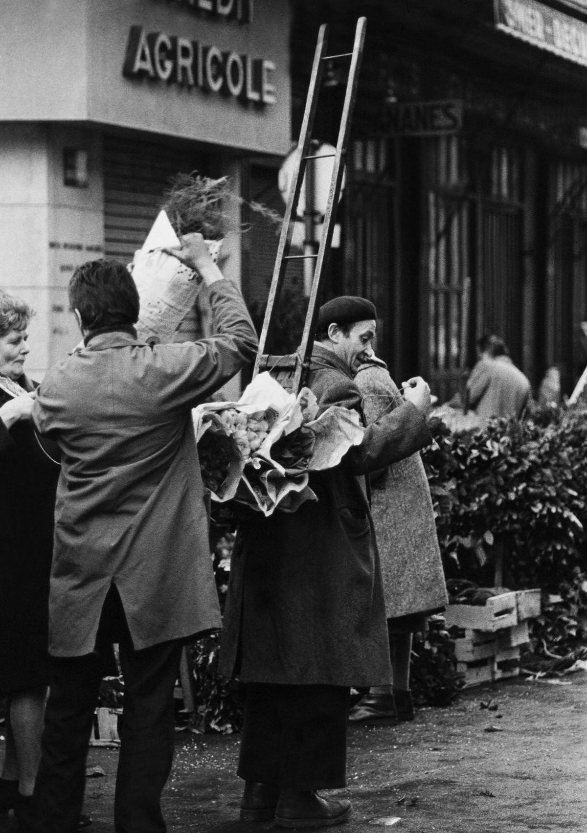#10 The Halles of Paris, Farmers near the Bank of Farmers, 1960s