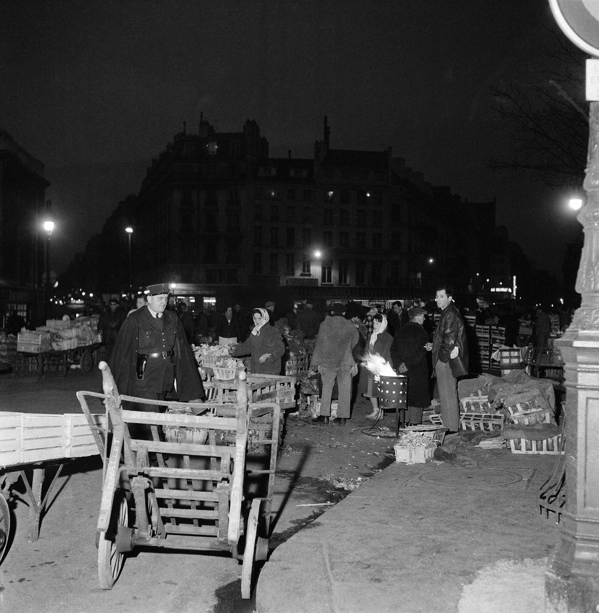 #79 Market of Les Halles in Paris, on February 22, 1962.