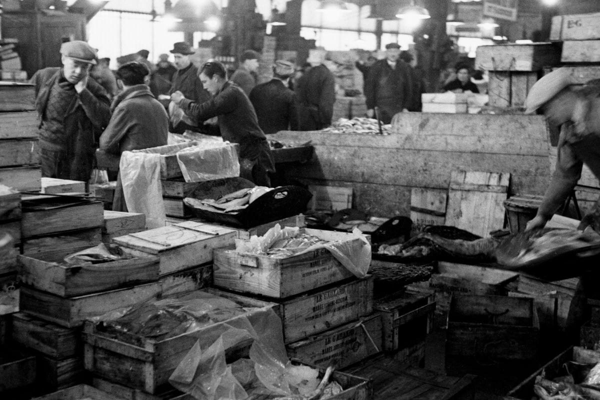 #28 Fish market at Les Halles de Paris in 1936
