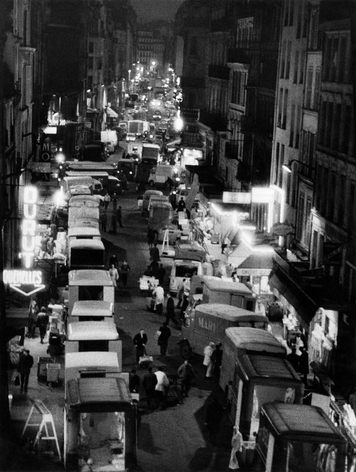 #146 The trucks at night Rue Montmartre in the district of Les Halles, 1969