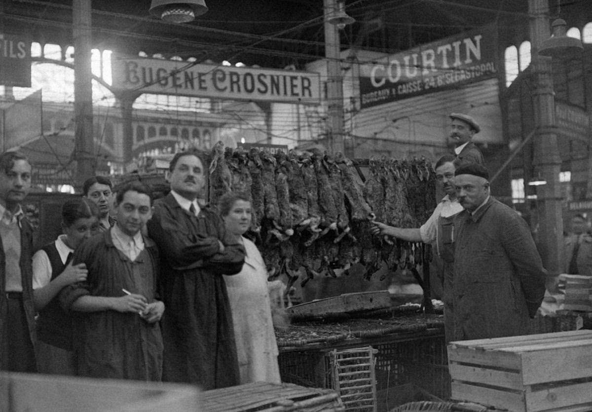 #40 Les Halles, 1932