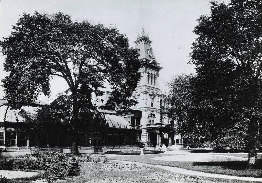 #60 Ninth Street and Grand Avenue, Milwaukee, Wisconsin, 1889.