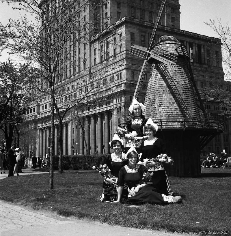 #54 Square Dominion, 1965