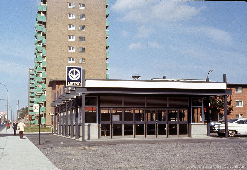 #104 Saint Laurent metro station, 1966