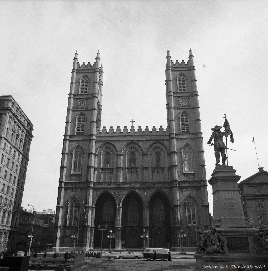 #39 Church of Our Lady (place d’Armes), 1968