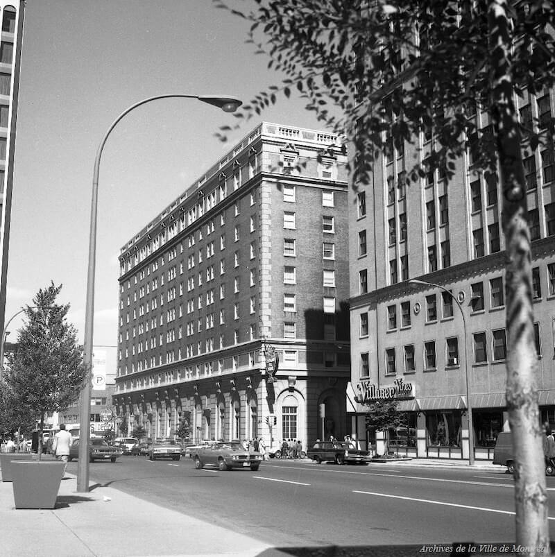 #70 Hotel Mount Royal, 1969