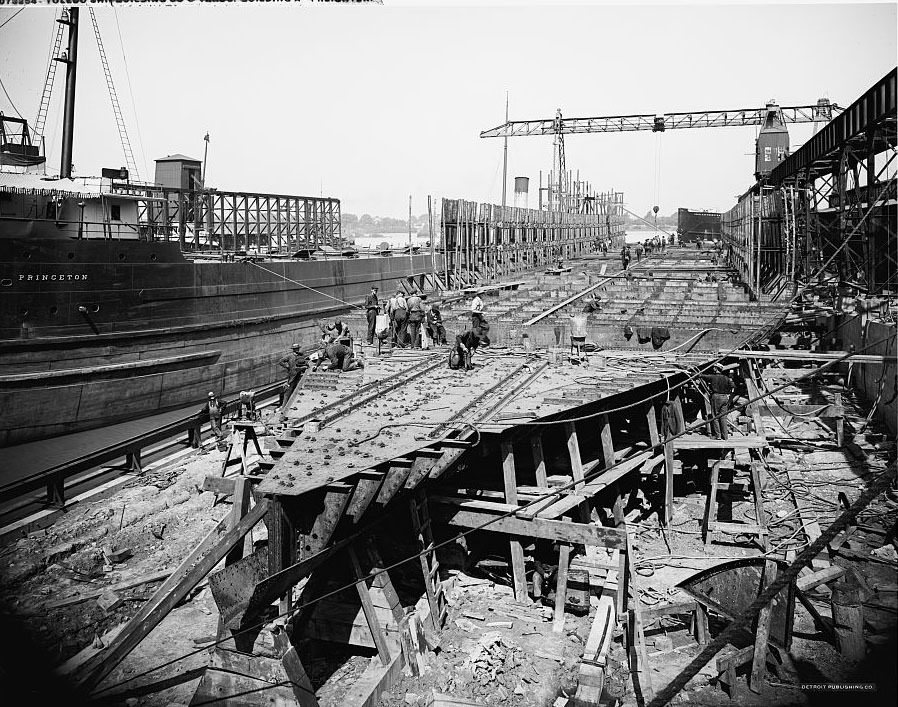 #70 Toledo Shipbuilding Co.’s yards, building a freighter, 1910