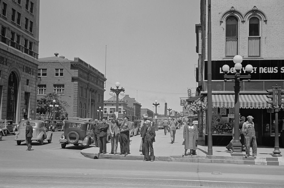 #13 Main street, Peoria, Illinois, 1938