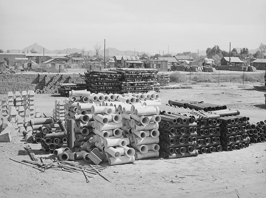 #129 Tile fence posts and brick are standard part of stock of the United Producers and Consumers Cooperative, Phoenix, Arizona, 1940