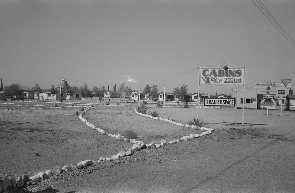 #138 Trailer space and tourist cabins for rent in the tourist section of Phoenix, Arizona which is becoming a popular winter resort