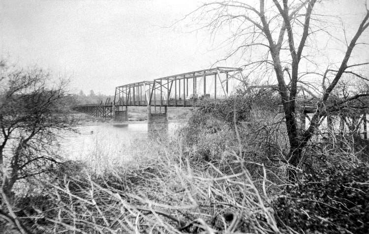#160 Bridge over Sacramento River, 1882