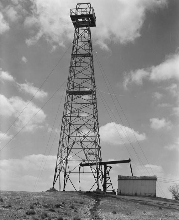 #71 Oil derrick in South Central, 1950