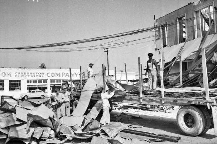 #37 Demolition of the Vance house at 210 E. Nueva Street to make way for the new Federal Reserve Bank, 1952