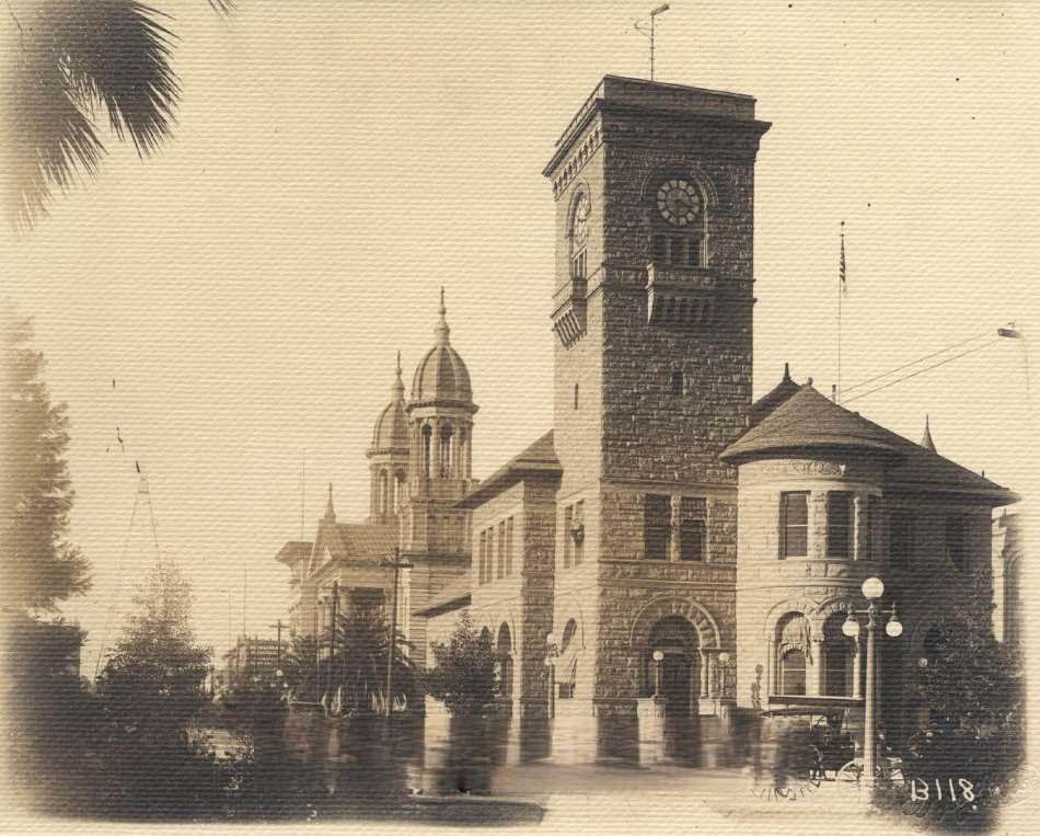 #41 Post Office on the Plaza, 1906
