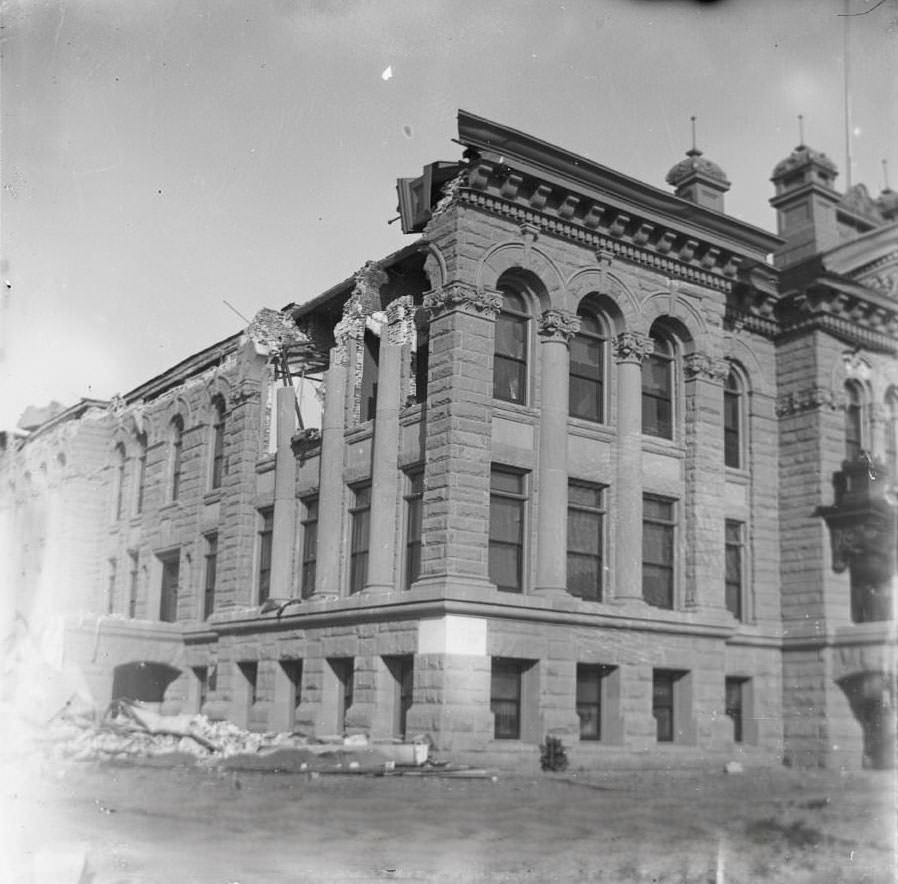 #46 Earthquake damage to buildings, 1906