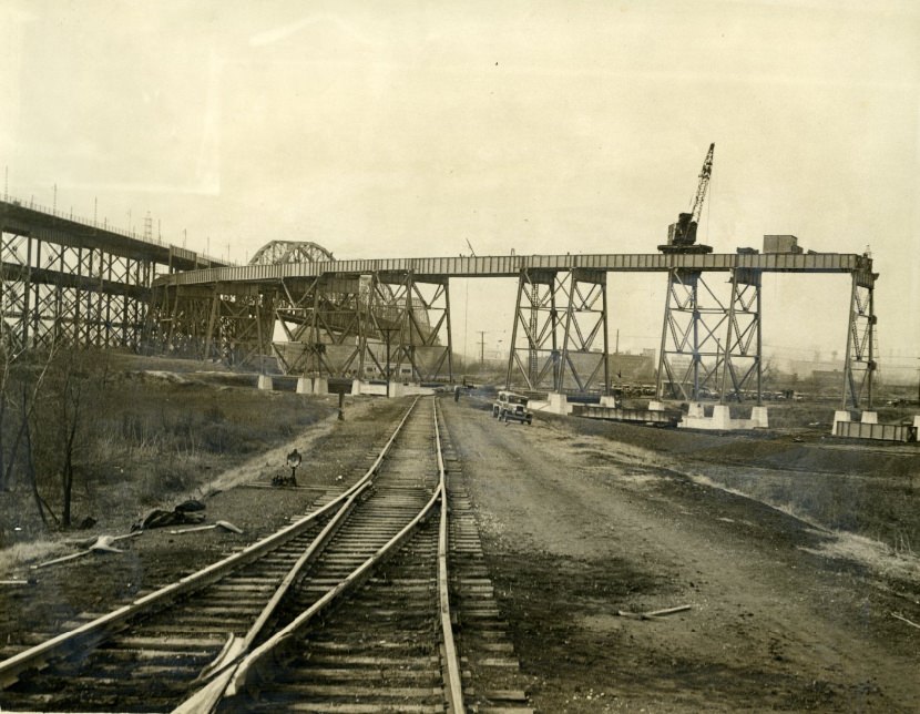 #149 Erecting the new north east approach to the St. Louis Municipal Bridge, which is now known as the MacArthur Bridge, 1932