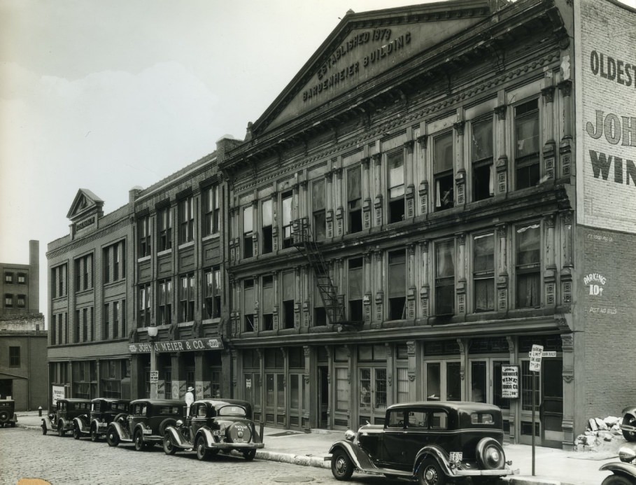 #154 Bardenheir Building, 1935