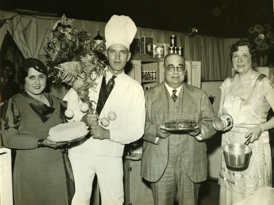 #169 Cooking School, 1933