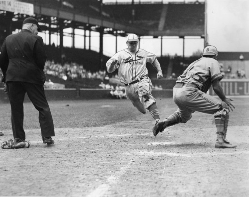 #225 Mickey Owen Running Bases, 1939
