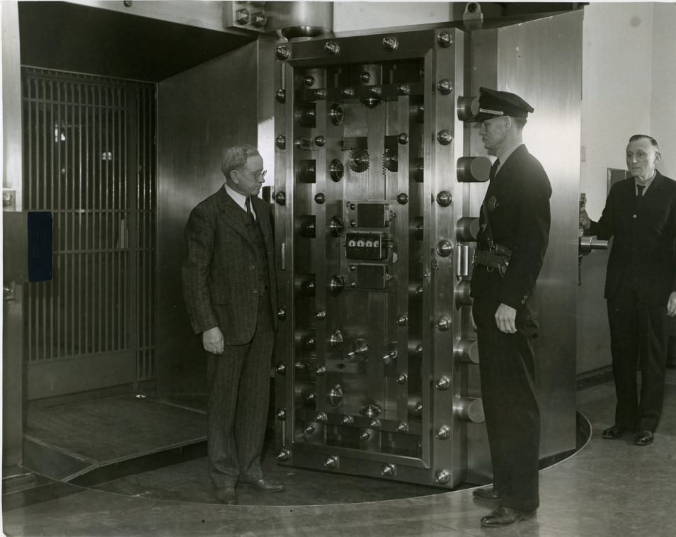 #64 Opening of the vault door at the Mercantile Trust Company, 1939